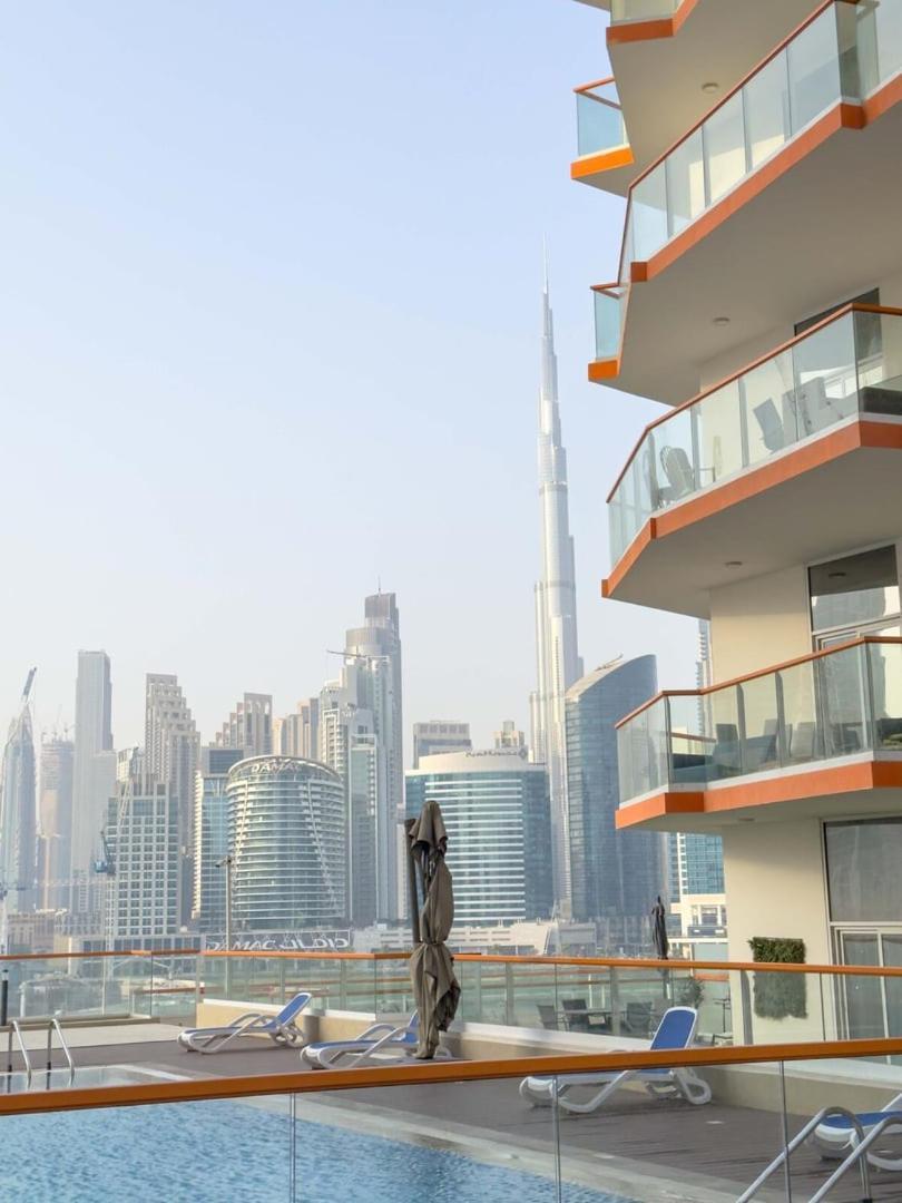 Aws Holiday Homes - Luxurious 2Br In Business Bay ドバイ エクステリア 写真