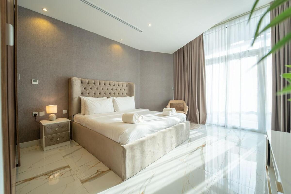 Aws Holiday Homes - Luxurious 2Br In Business Bay ドバイ エクステリア 写真